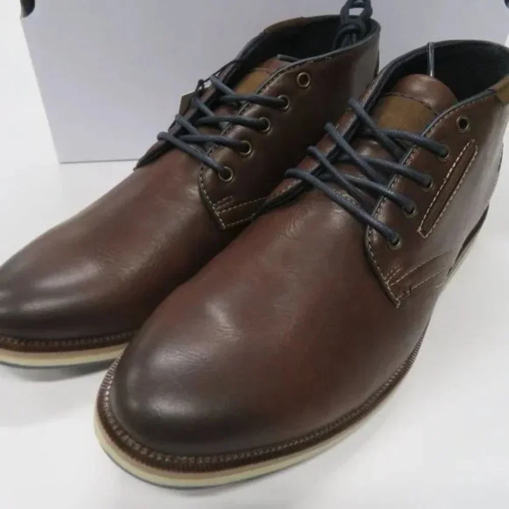 Sonoma Atkins Chukka Boots Mens 9.5 Wide Ortholite Vitalize New Brown Cognac